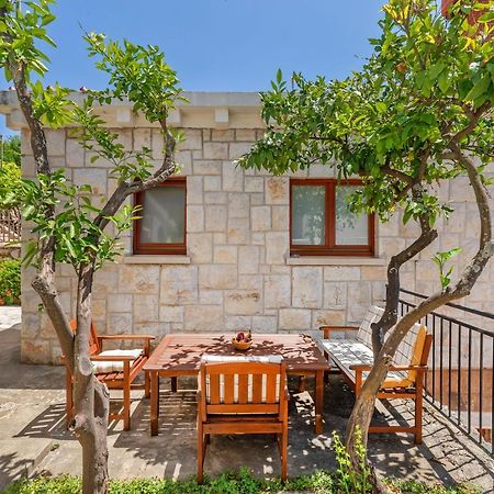 Cosy Apartment Close To Lapad Promenade And Beach Dubrovnik Exterior photo