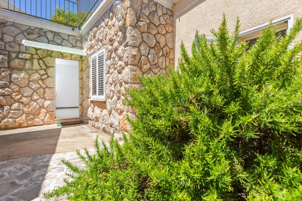 Cosy Apartment Close To Lapad Promenade And Beach Dubrovnik Exterior photo